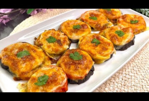 Delicious BAKED EGGPLANT appetizer with just three ingredients. Delicious BAKED EGGPLANT appetizer with just three ingredients.