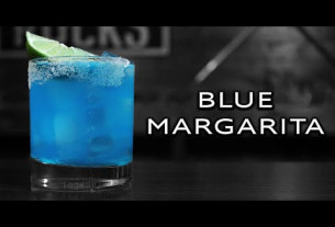 Easy Blue Margarita. TOPFOOD. Recipe | Blue Curacao Cocktails | Booze On The Rocks